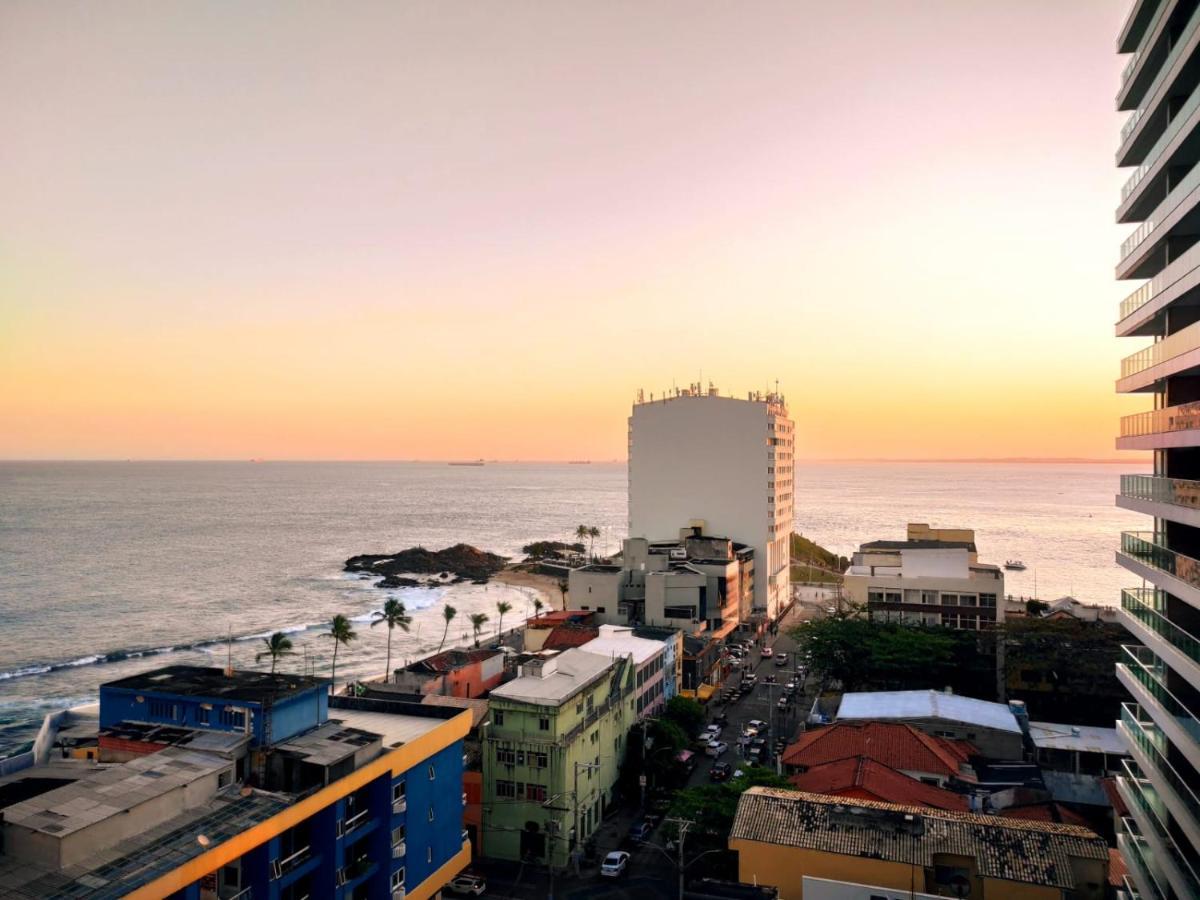 Smart Farol Da Barra - Vista Mar Com Varanda Arejada Apartamento *