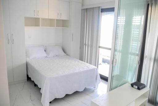 Apartamento Smart Farol Da Barra - Vista Mar Com Varanda Arejada *